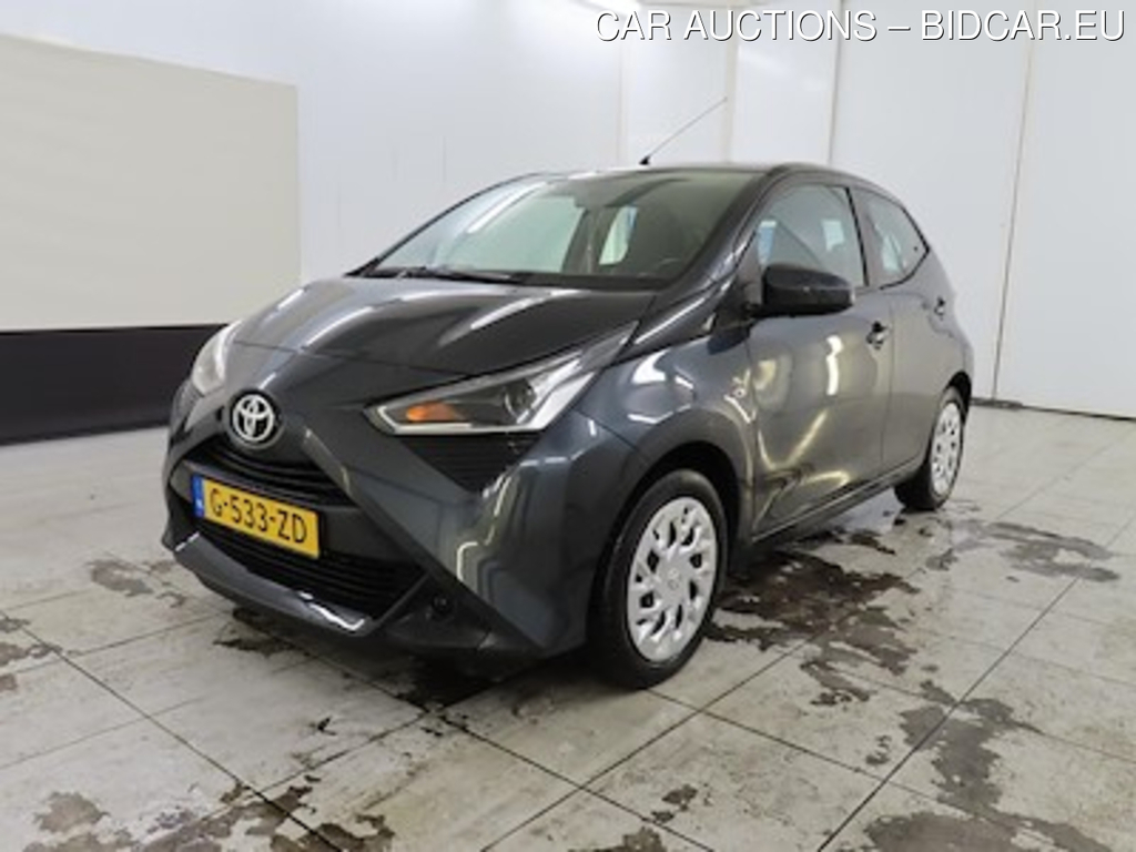 Toyota Aygo 1.0 VVT-i x-play x-shift 5d