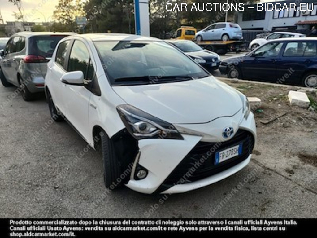 Toyota yaris 1.5 hybrid active hatchback -