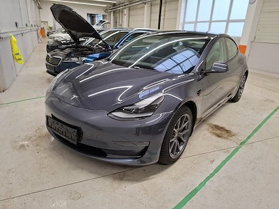 Tesla Model 3 Langstreckenbatterie Allradantrieb 350KW