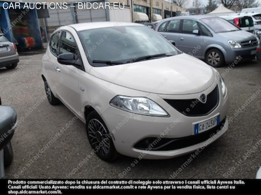 Lancia ypsilon 1.2 69cv start stop -