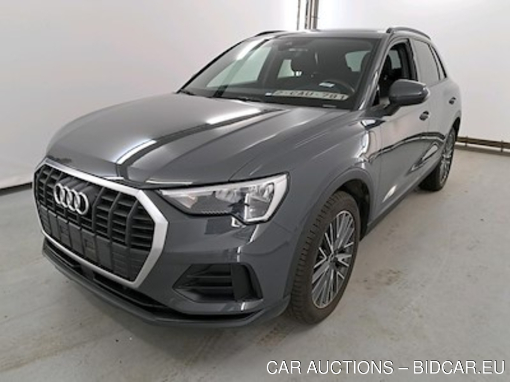 Audi Q3 1.4 45 TFSI E S TRONIC Business