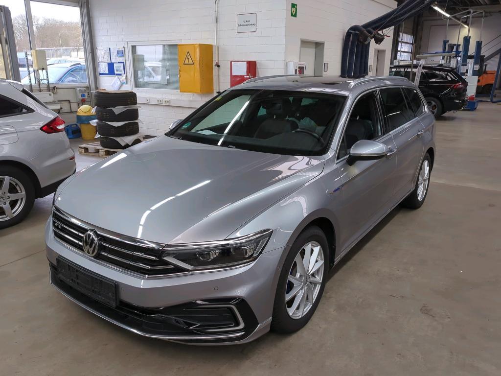 Volkswagen Passat VARIANT 1.4 TSI PLUG-IN-HYBRID DSG GTE, 2020