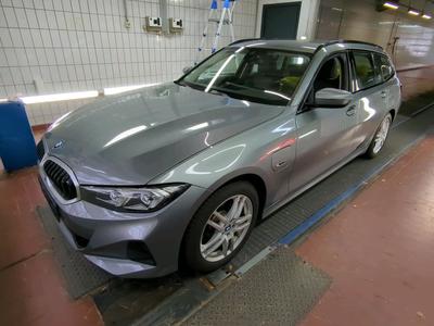 BMW 320e TOURING AUT., 2022