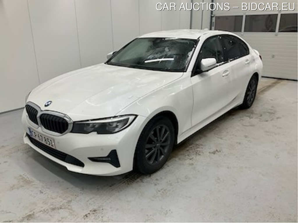 BMW 3 serie 2.0 320D CONNECTED AUTO UA!,