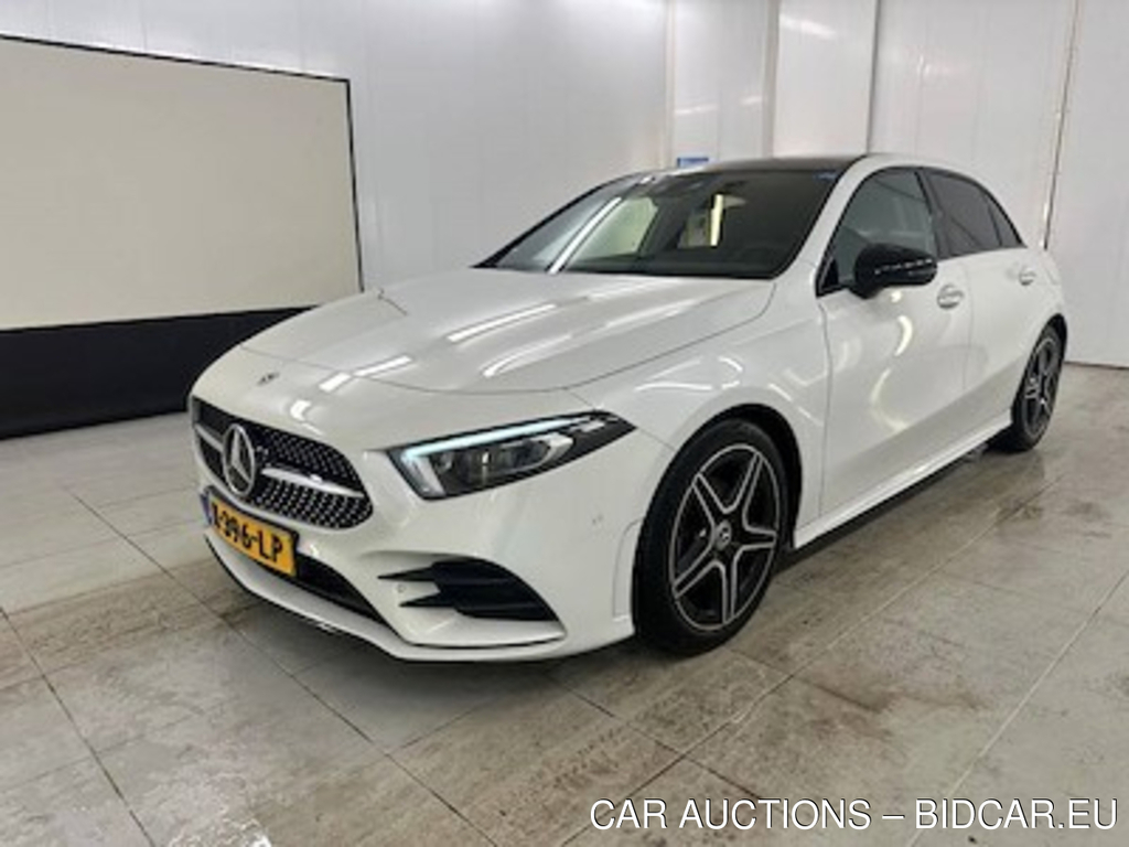 Mercedes-Benz A-Klasse A 180 7G-DCT Business Solution AMG