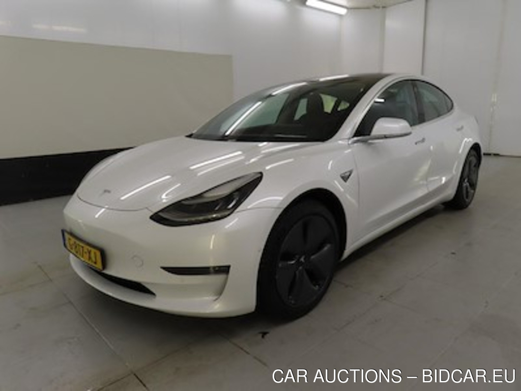 Tesla Model 3 Long Range Dual Motor AWD 4d