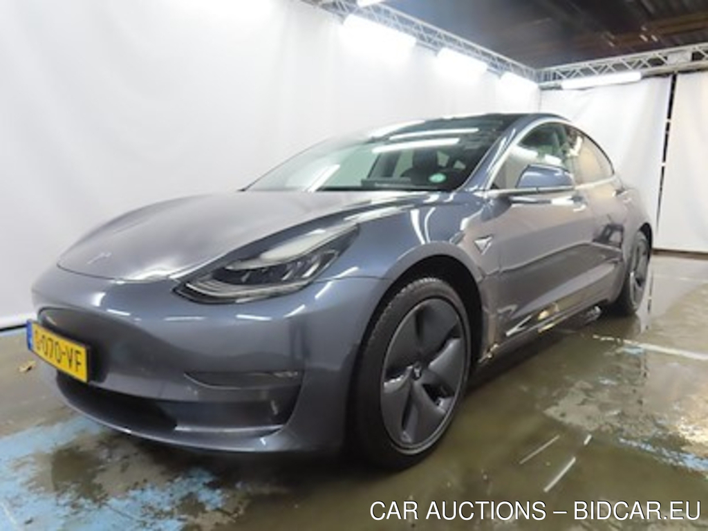 Tesla Model 3 Long Range Dual Motor AWD 4d