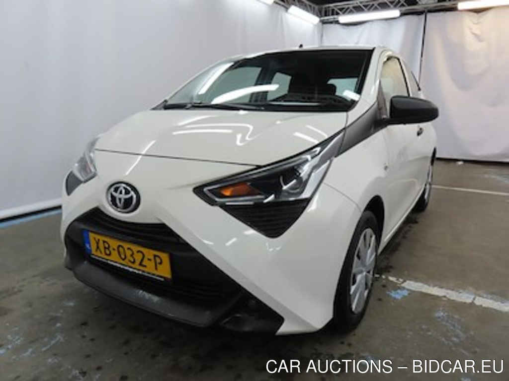 Toyota Aygo 1.0 VVT-i ActieAuto x-fun APL