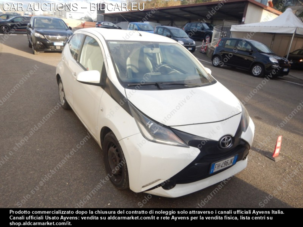 Toyota Toyota aygo 1.0 vvt-i x-play mmt -