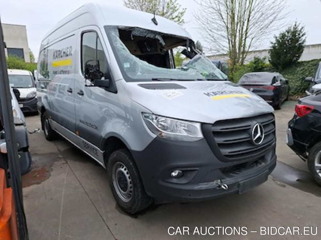 Mercedes-Benz SPRINTER 2.0CDI 125KW AUTO 317 L2 RWD 3.5T