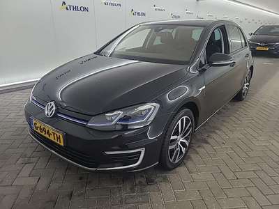 Volkswagen Golf E-DITION 2019 5D 100KW, 2019