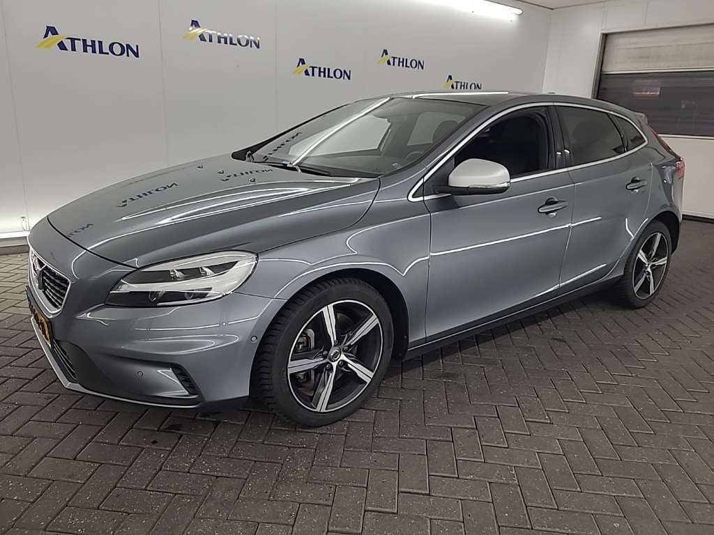 Volvo V40 T3 GEARTRONIC POLAR+ SPORT 5D 112KW, 2020