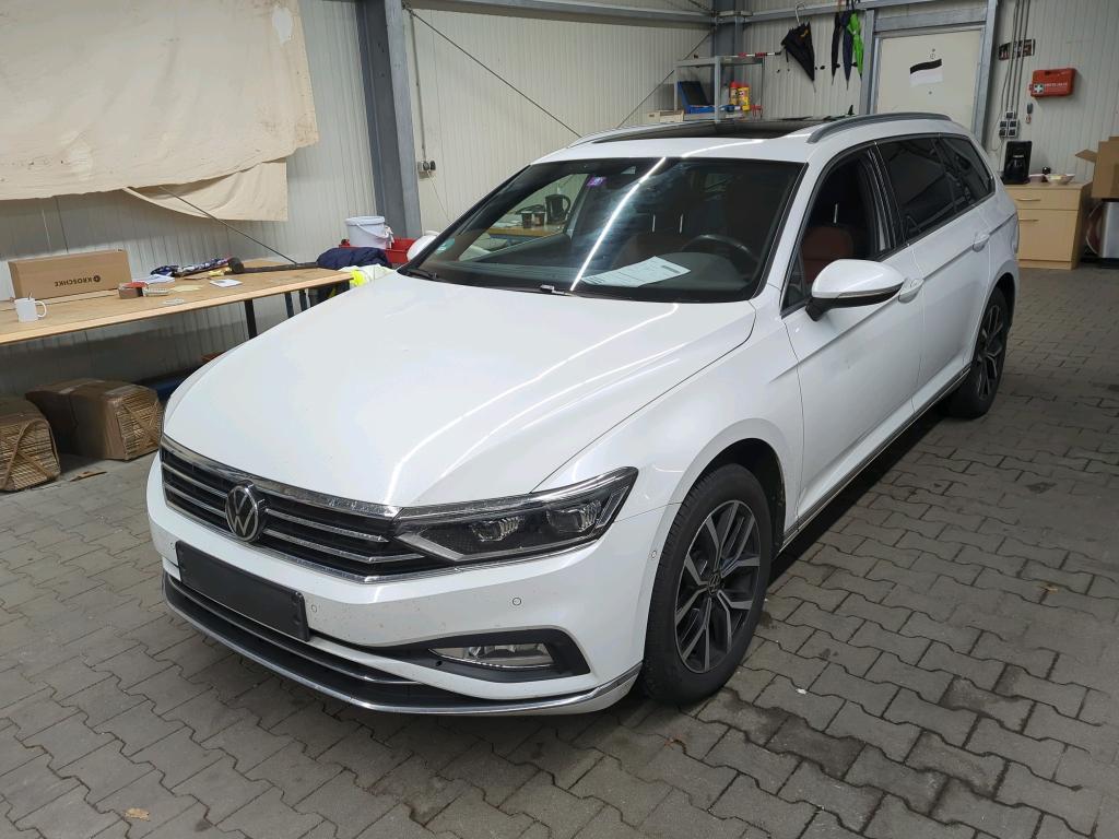 Volkswagen Passat VARIANT 2.0 TDI SCR DSG 4MOTION Elegance, 2021