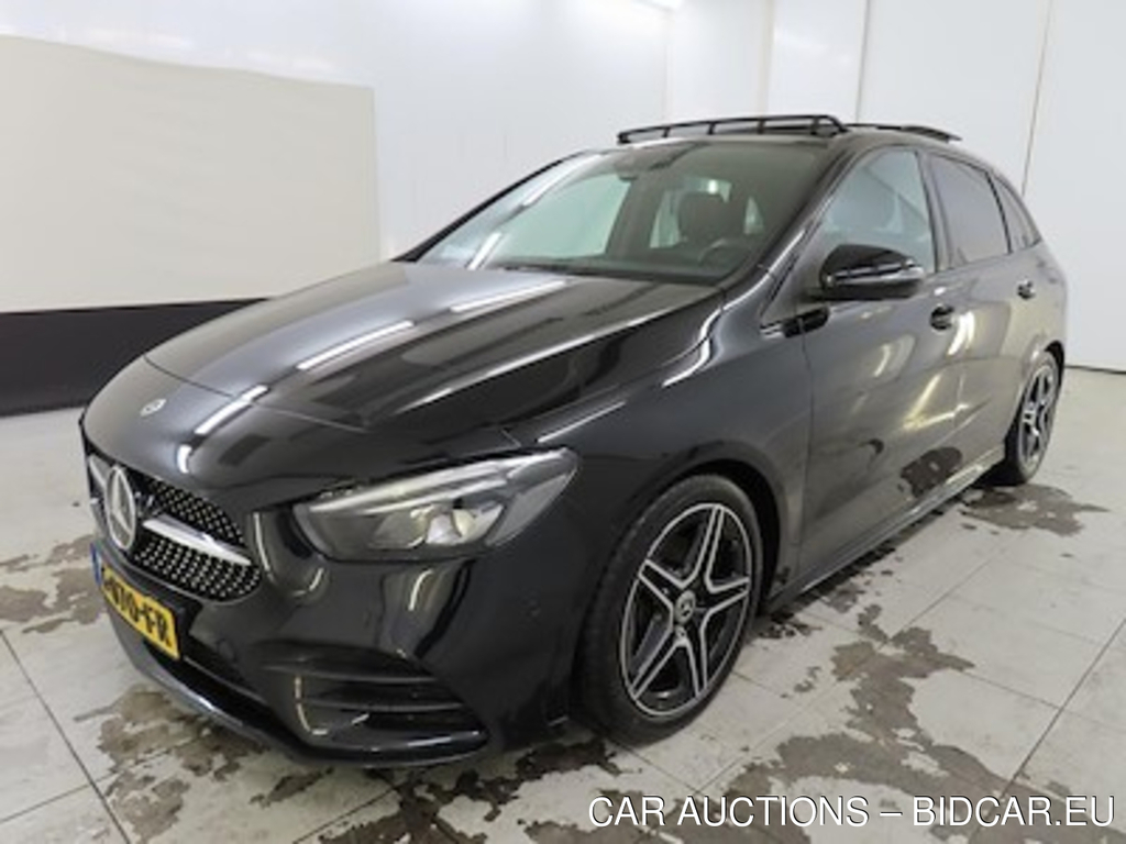 Mercedes-Benz B-Klasse B 180 7G-DCT Business Solution AMG 5d