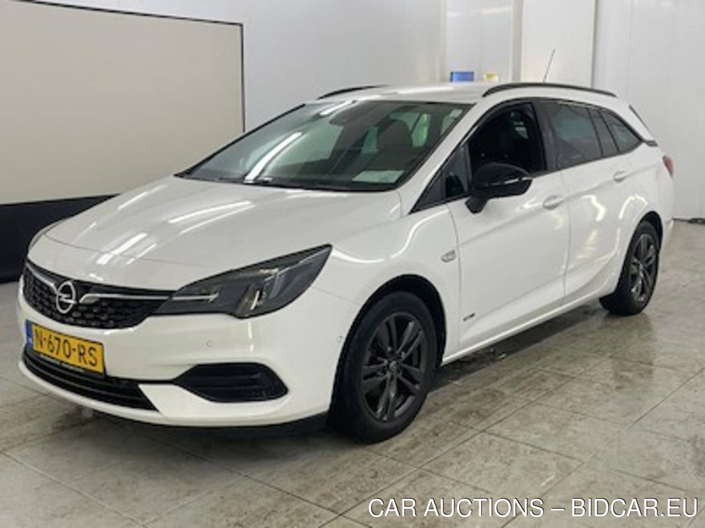 Opel Astra sports tourer 1.2 turbo 81kW Design &amp; Tech