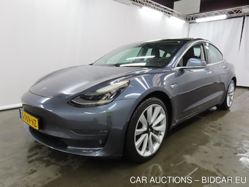 Tesla Model 3 Long Range Dual Motor AWD 4d