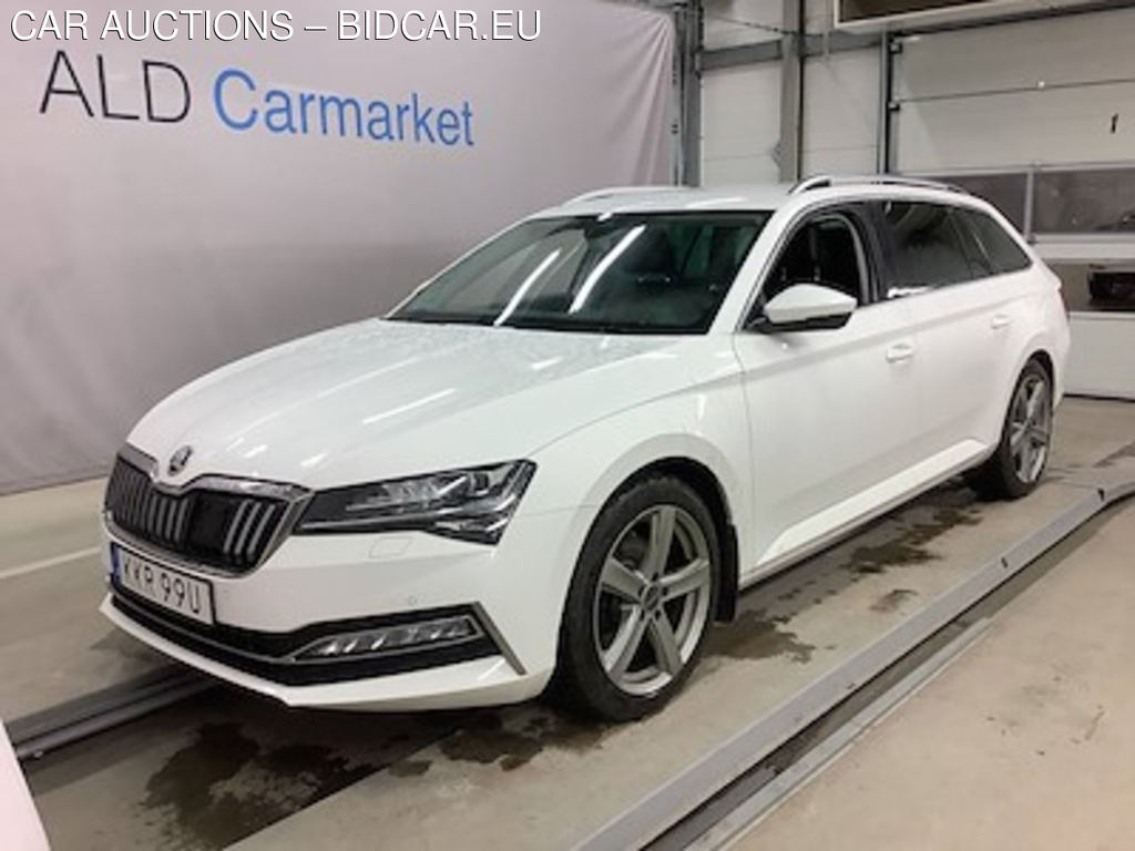 Skoda Superb business, style. lader, nav, auto.