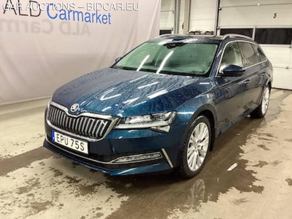 Skoda Superb style lader, nav, auto.