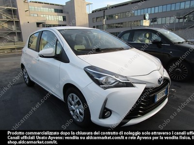 Toyota yaris 1.5 hybrid business hatchback -