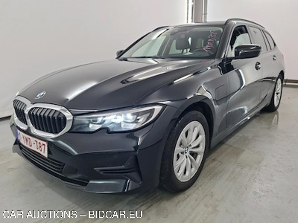 BMW 3 touring - 2019 330eA PHEV Business Plus