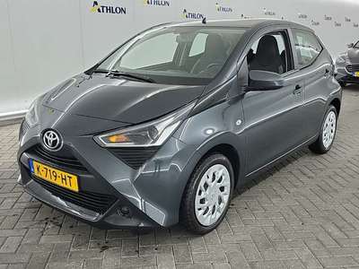 Toyota Aygo 1.0 VVT-I X-PLAY 5D 53KW, 2021