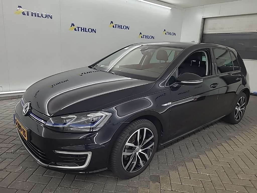 Volkswagen Golf E-DITION 2019 5D 100KW, 2019