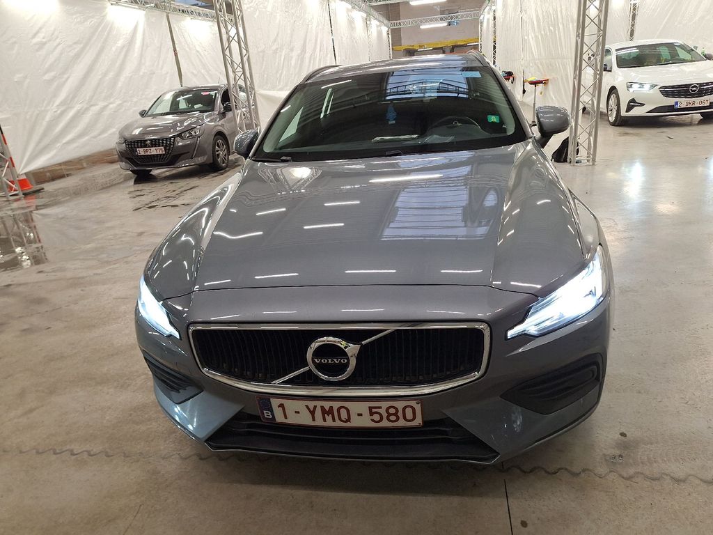 Volvo V60 diesel - 2018 V60 2.0 D3 MOMENTUM CORE GEARTRONIC, 2020