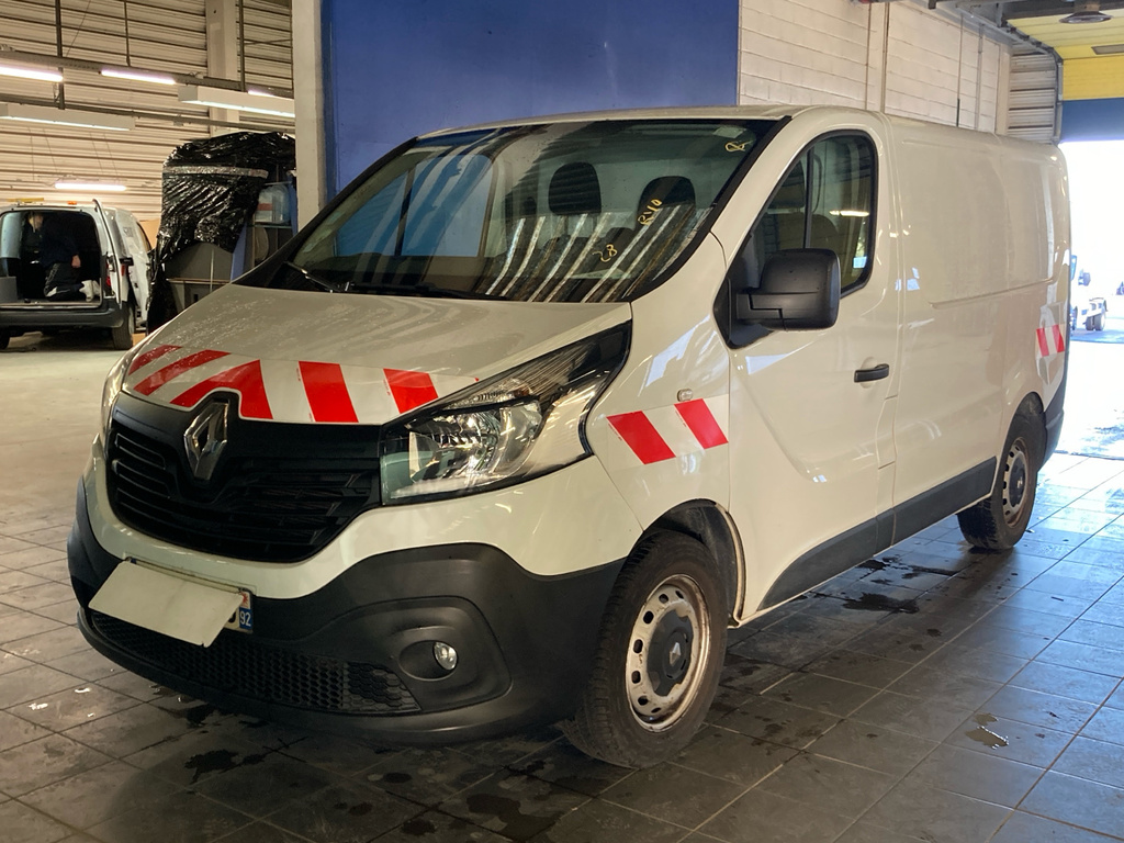 Renault Trafic fourgon L1H1 1000 KG DCI 95 E6 STOP&amp;START CONFORT, 2017