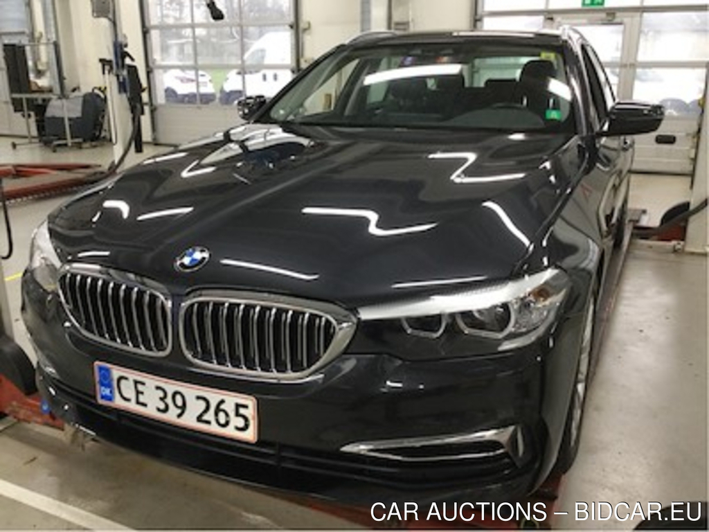 BMW 5 serie 2.0 520D TOURING CONNECTED AUTO UA!,