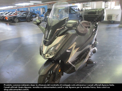 Honda Honda forza 300 abs ym18 E4 -