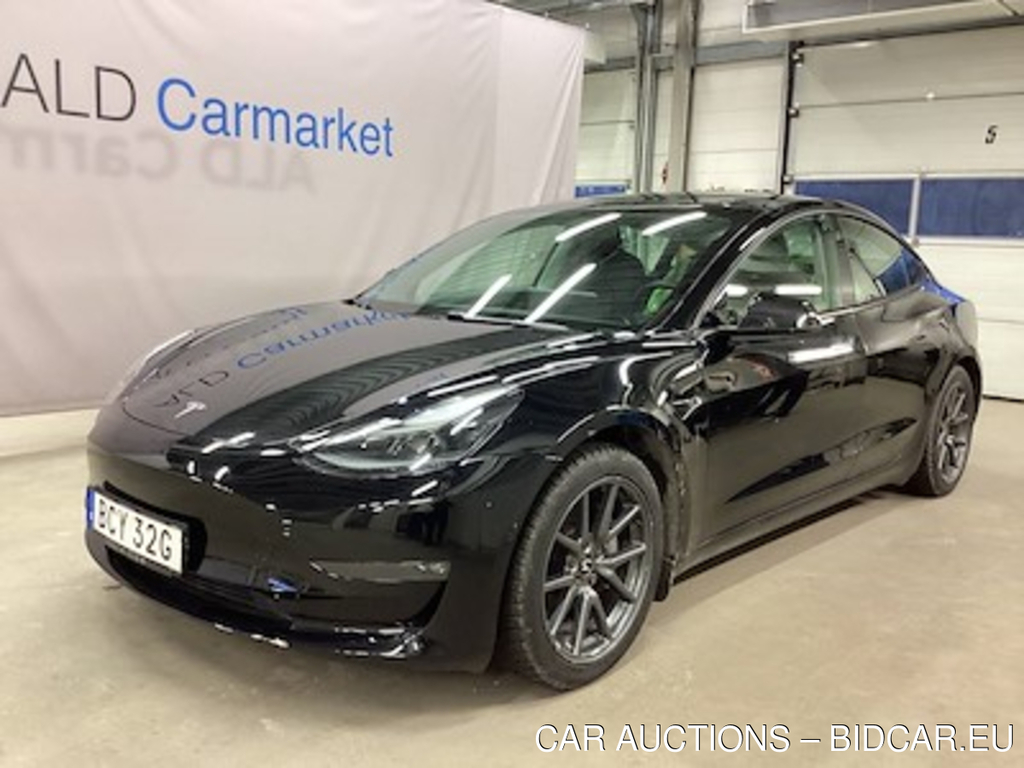 Tesla Model 3 long range awd Skinn, Pano, B-kamera, P-Varmare, Nav, Auto