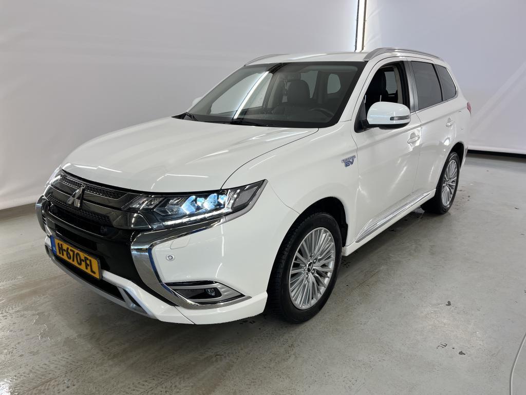 Mitsubishi Outlander 2.4 PHEV INTENSE, 2020