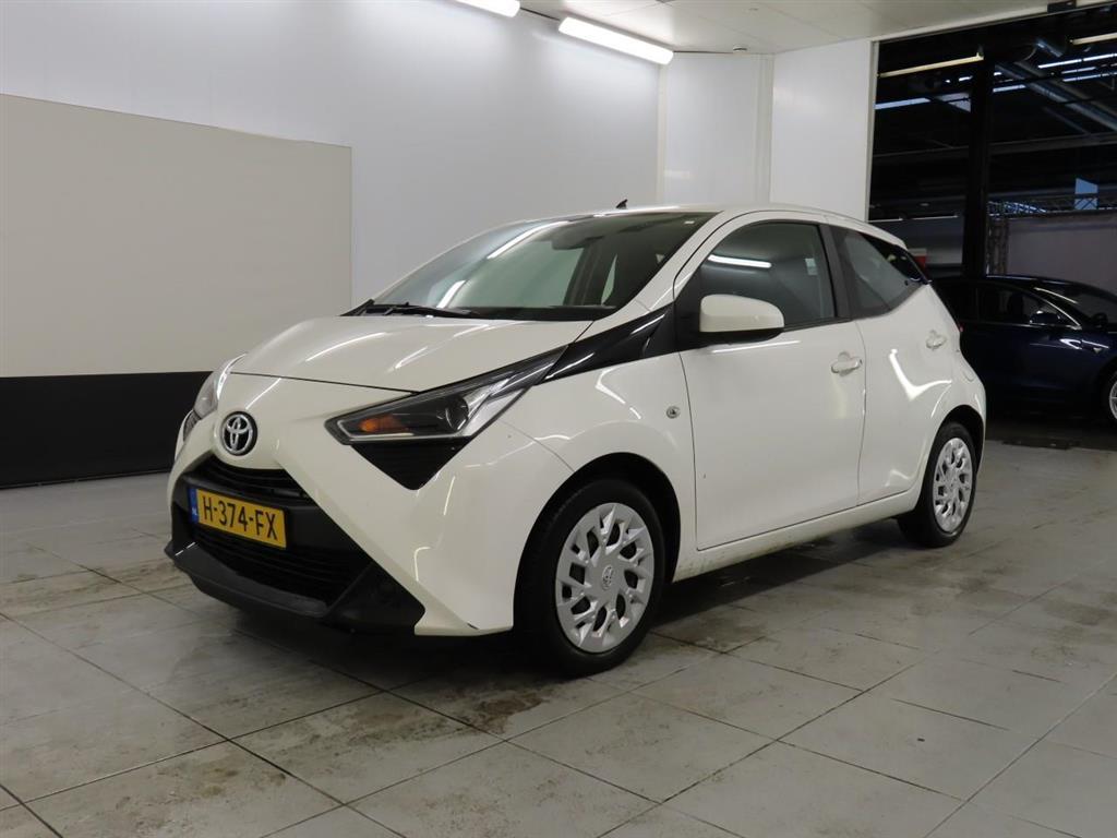 Toyota Aygo 1.0 VVT-I X-PLAY, 2020