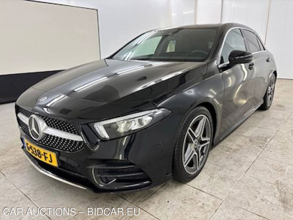 Mercedes-Benz A-Klasse A 180 136pk 7G-DCT Business Solution AMG