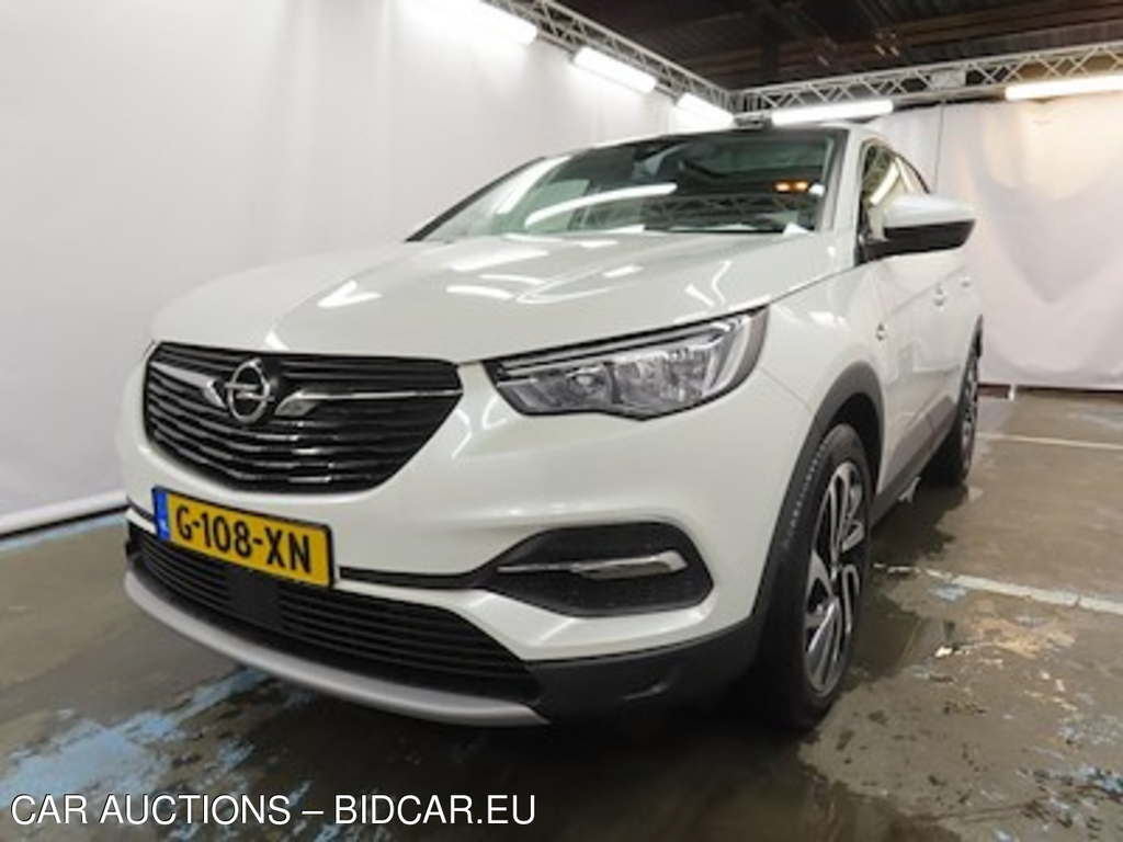 Opel Grandland X 1.2 Turbo S;S 96kW Bus. Executive Auto 5d