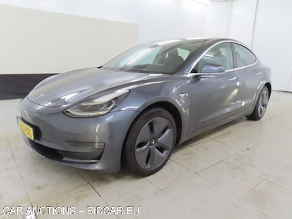 Tesla Model 3 Long Range Dual Motor AWD 4d