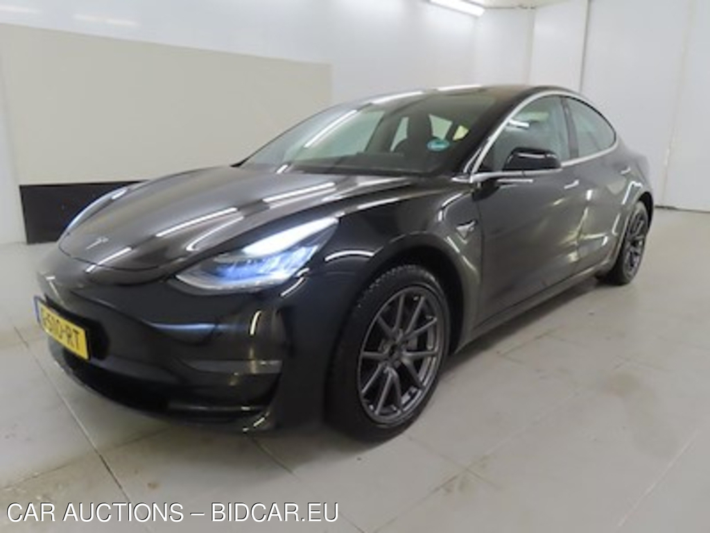 Tesla Model 3 Long Range Dual Motor AWD 4d