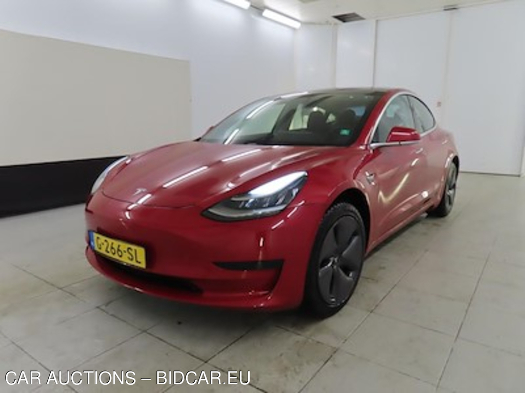 Tesla Model 3 Standard Range Plus RWD 4d