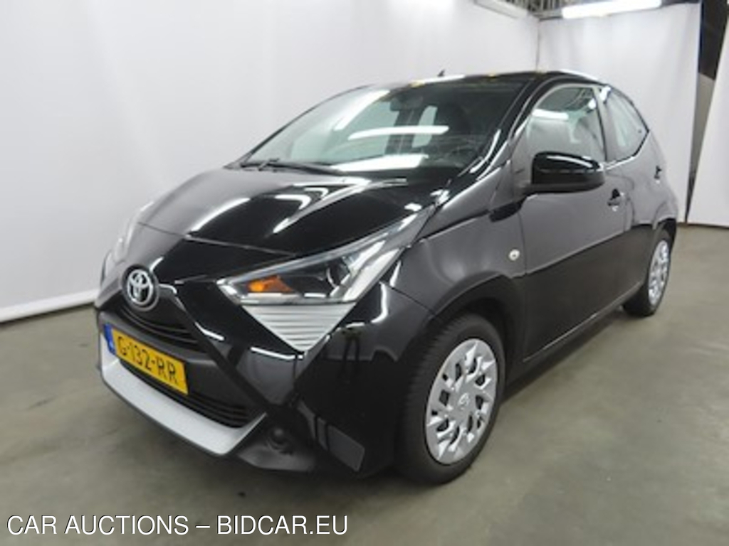 Toyota Aygo 1.0 VVT-i x-play 5d