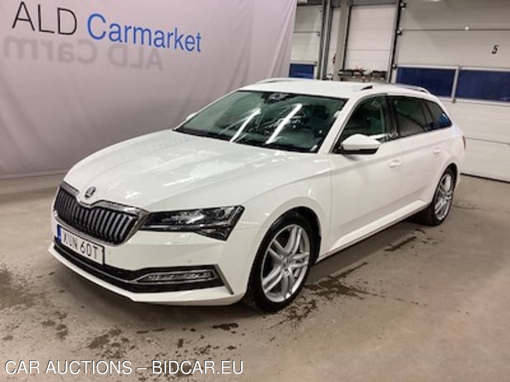 Skoda Superb IV Business Edition, Style, Safe-Tech, Cockpit, Skinn, Drag, P-Varmare, Auto