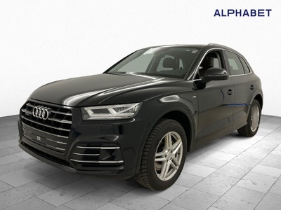 Audi Q5 55 TFSI e quattro S tronic, 2020