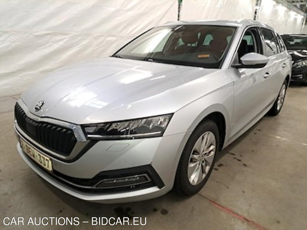 Skoda Octavia combi 2.0 CRTDI 110KW DSG7 CLEVER Virtual pedal PREMIUM