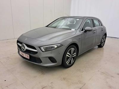 Mercedes A-Klasse A250e Business Solution 1.3i 218pk/cv 5p 8G-DCT, 2021