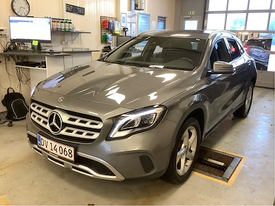 Mercedes-Benz GLA-Klasse 220 D STYLE DCT UA!