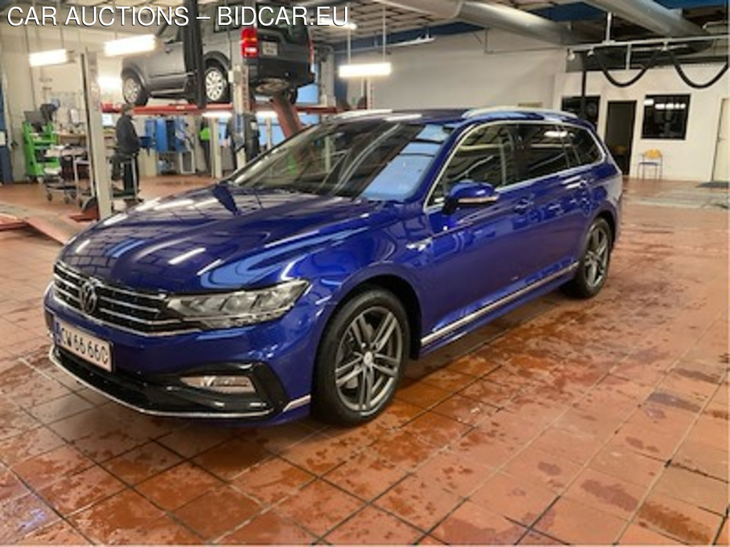 Volkswagen PASSAT 2.0 TSI 190 ELEGANCE PLUS DSG VARIANT UA!,