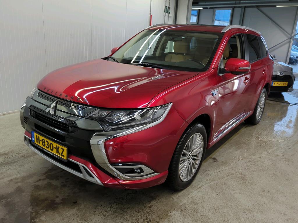 Mitsubishi Outlander PHEV 2.4 165kW 4WD Intense+ CVT (NEDC), 2020