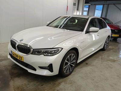 BMW 330 eA 215kW, 2020