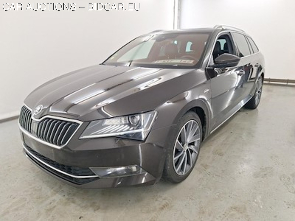 Skoda Superb combi diesel - 2015 2.0 CR TDi L&amp;K DSG Sleep