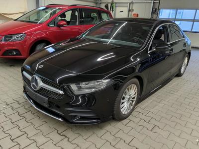 Mercedes-Benz A 200 7G-DCT AMG Line, 2021