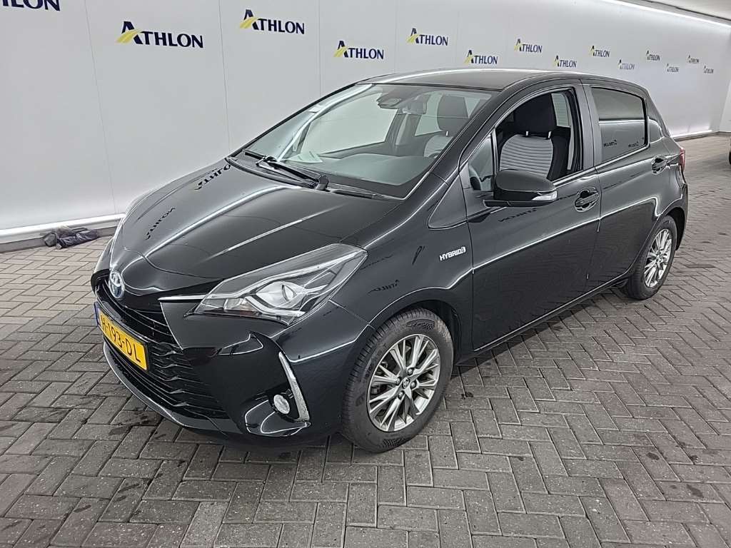 Toyota Yaris 1.5 HYBRID DYNAMIC AUTOMAAT 5D 74KW, 2020